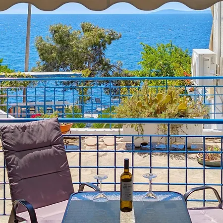 Sirius Neos Marmaras