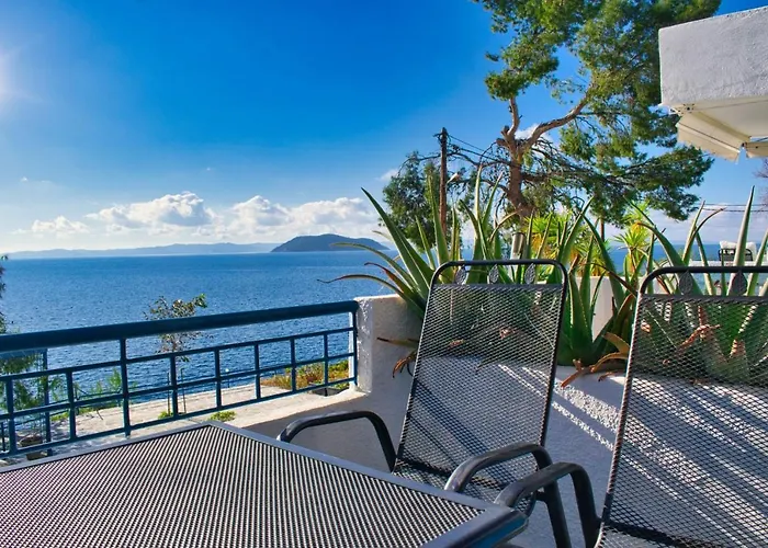 Sirius * Neos Marmaras